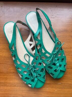 Nine West Emerald Green Lattice Slingback Flats
